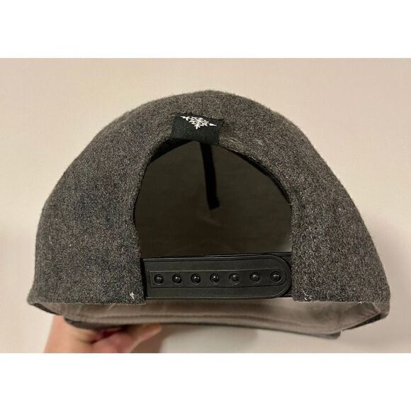 Ski The East Wool Blend Icon Flatbrim Trucker Hat Green, Grey Leather Patch NWOT - Picture 9 of 10